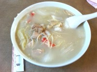 鶏肉入り煮込みそば