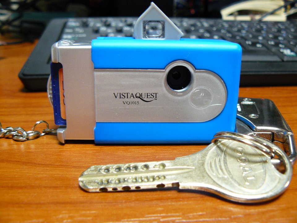 VISTAQUEST VQ1015 デジタルトイカメラ VISTAQUEST VQ1015 Entry―写真家の創造性は4200円（税込み）の