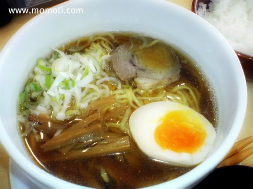 山形ラーメン670円