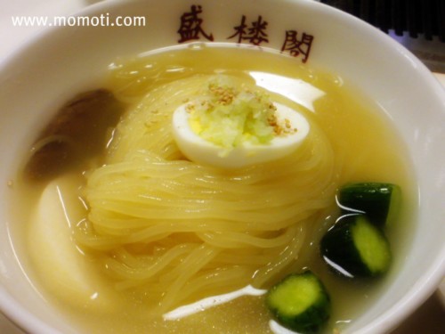 盛楼閣の冷麺（大盛）