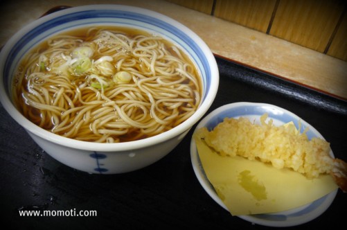 かけそばと海老天麩羅