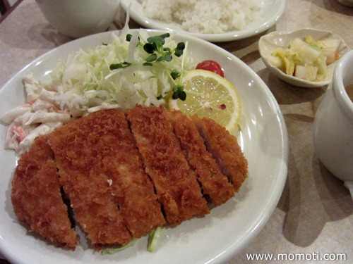 ロースカツ定食