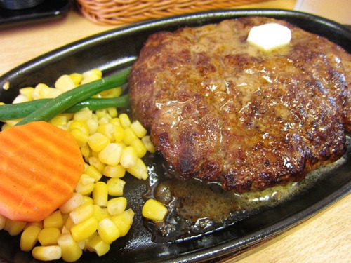 大サービスランチ ハンバーグ300g 980円