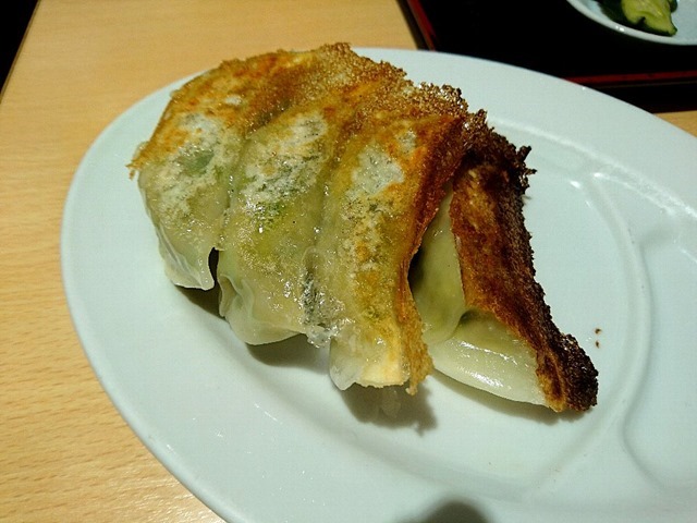 ぎっしり餃子