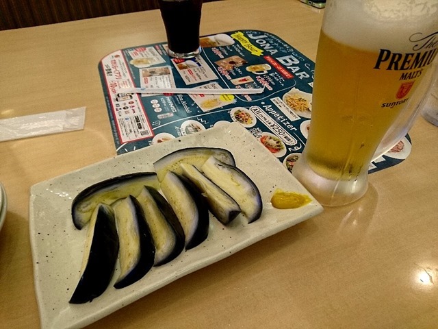 大阪産「水なすの浅漬け」でビールを呑む