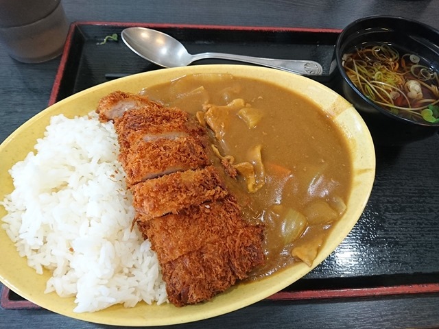 ジャンボカツカレー