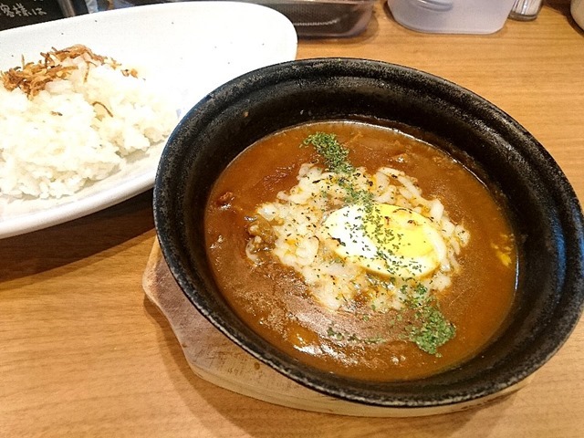 焼チーズ牛すじカレー