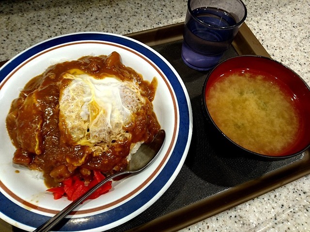 カレーかつ丼