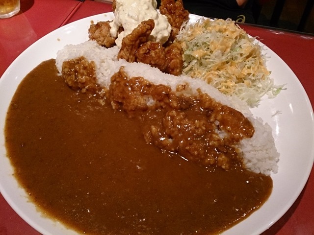 チキン南蛮カレーメガ盛り