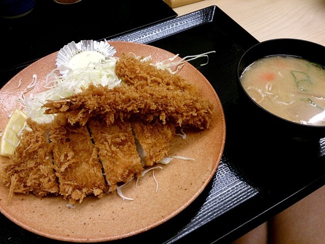 海鮮・ロースカツ定食（ライスなし）