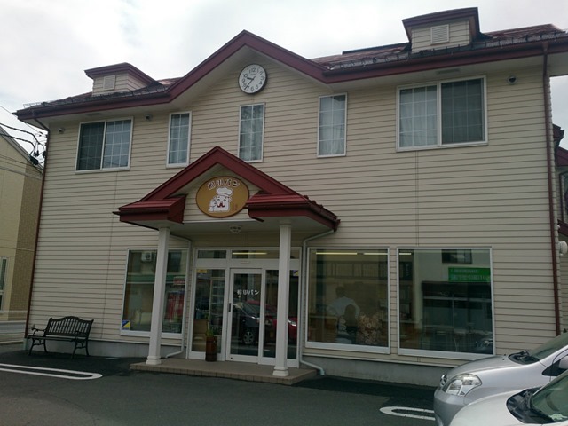 福田パン長田町本店