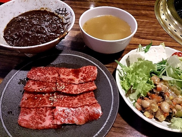 カルビランチ