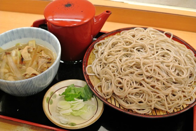 かのや新宿西口店の肉汁せいろ大盛