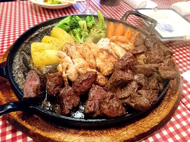 肉を食べた