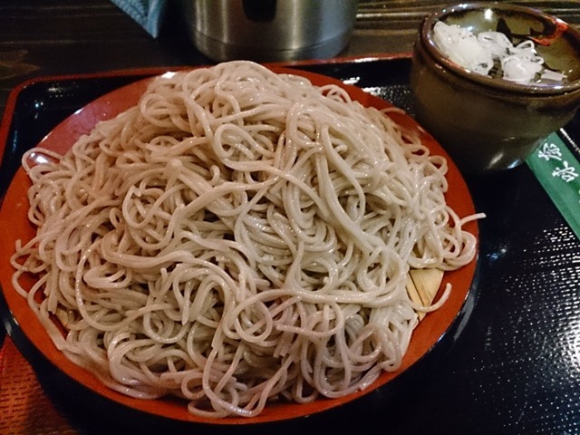 横浜のそば、味奈登庵のもりそば大盛