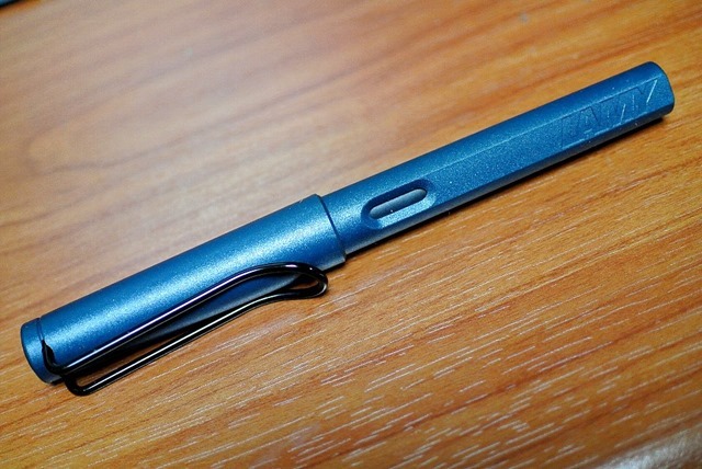 LAMYラミー万年筆EF極細字サファリ ペトロールL24PE-EF両用式限定
