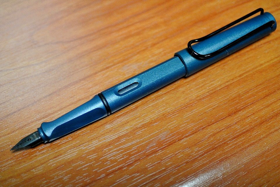 LAMY ラミー 万年筆 EF 極細字 サファリ ペトロール L24PE-EF 両用式 限定を購入したこと。 - モモログ4