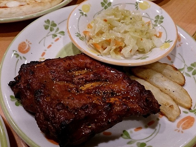 骨付きポークのオーブン焼き（バックリブ）