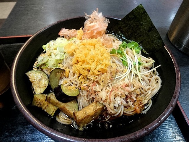 薬味そばの大盛り
