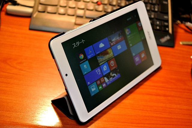 AcerタブレットIconia_Tab8W
