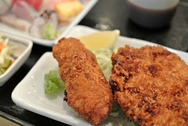 カキフライとイカのメンチカツ定食