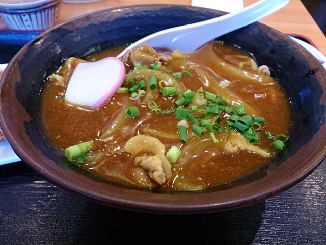 西新宿小町食堂のカレーそば