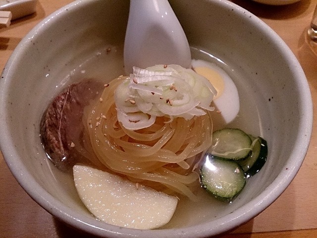 をかしら屋のハーフ冷麺