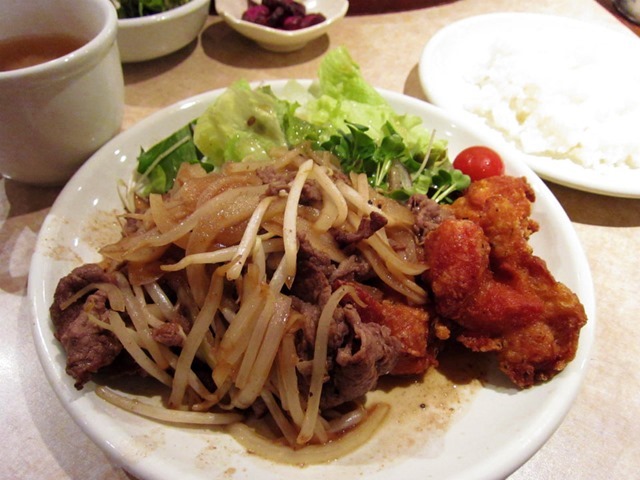 牛生姜焼き＆唐揚げ定食