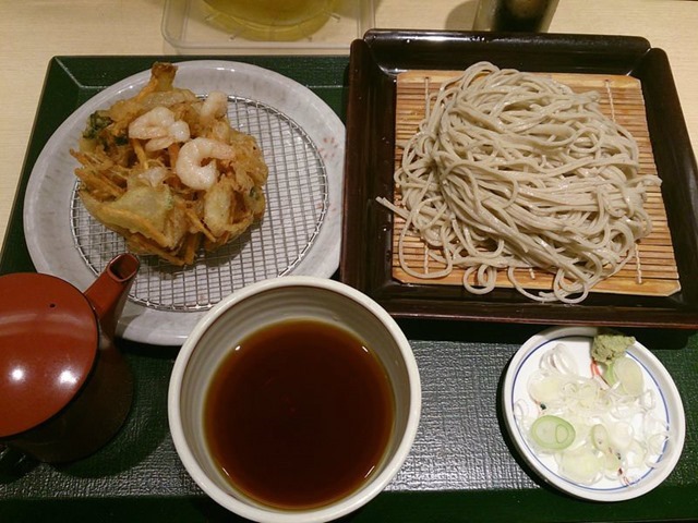 海鮮かき揚げ蕎麦