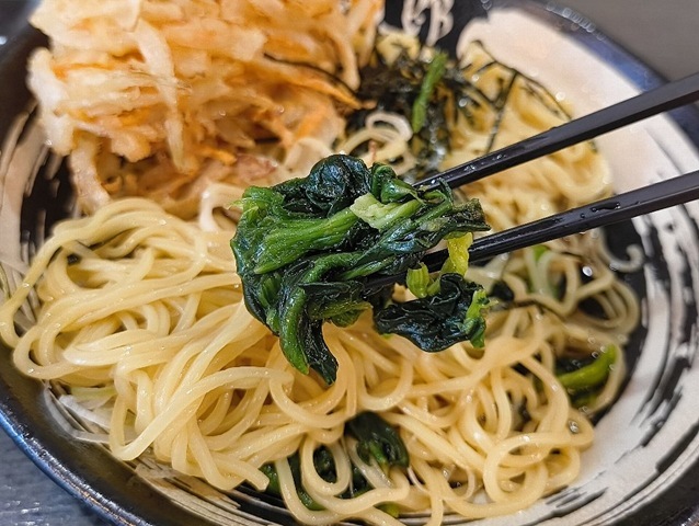 ほうれん草も食べる