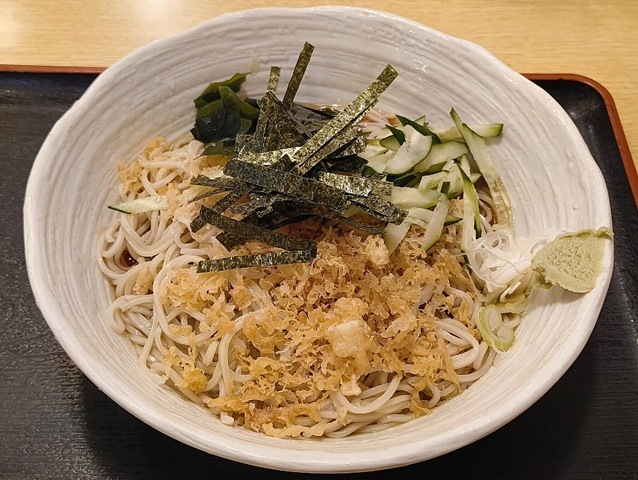 冷したぬきそば（大盛）