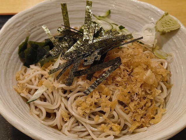 冷したぬきそば（大盛）