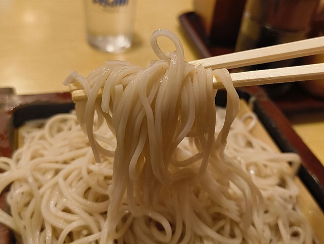 まずは一口
