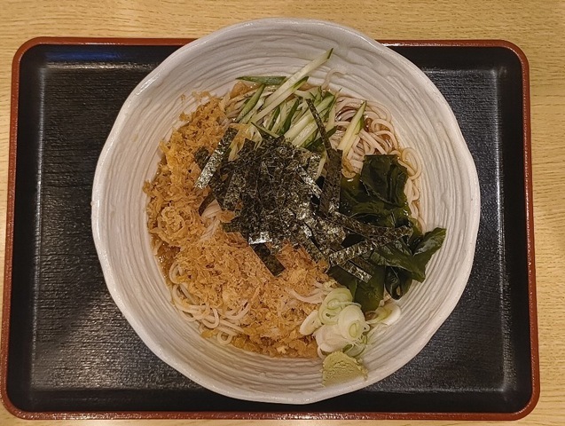 冷したぬきそば（大盛）