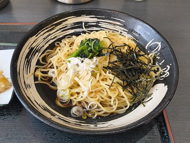 ざる中華をぶっかけにしてみる