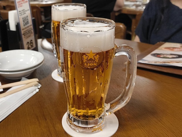 『ビヤホールライオン銀座七丁目店』で「銀座ライオン ビヤホールSPECIAL」を呑んだ。さすがは「ビアホールSPECIAL」だ、とビヤホールでこそうまいビールで、「炒めスパゲティ ナポリタン」をはじめとしたうまいものを腹一杯楽しんだのだよ（笑）。（ビヤホールライオン銀座七丁目店：中央区銀座7丁目）