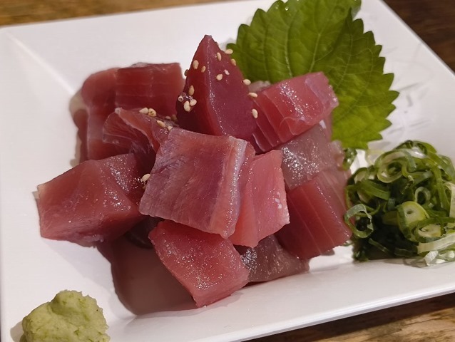 山盛りマグロブツ