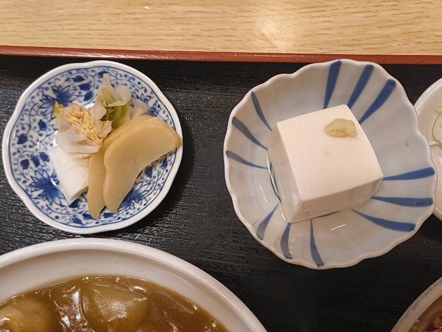 おしんこと冷奴