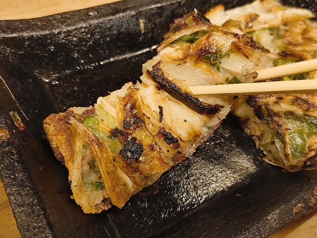富山湾 白えびと大葉のチヂミ