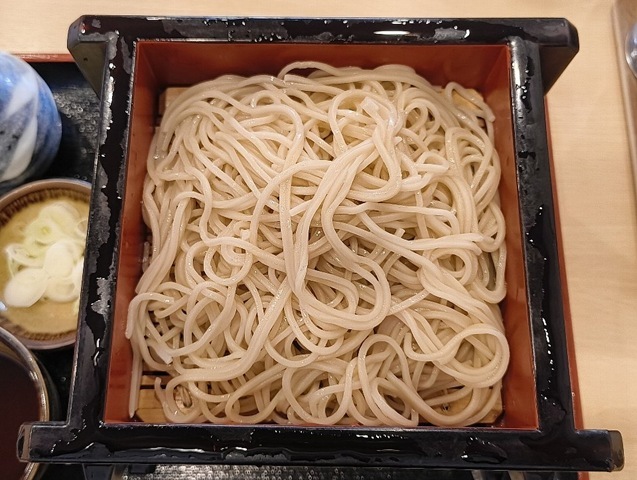 こうして見るともりそばだよ（笑）