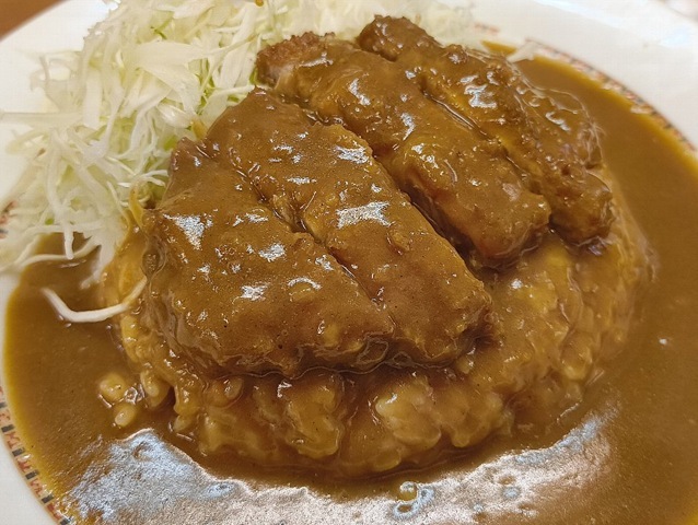 カツカレー（ご飯半分）