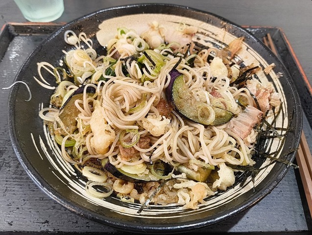 蕎麦を混ぜてみる