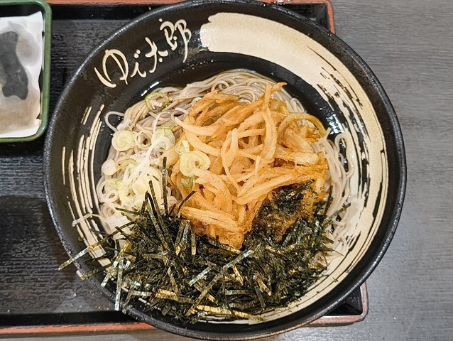 冷し野菜かきあげざるそば