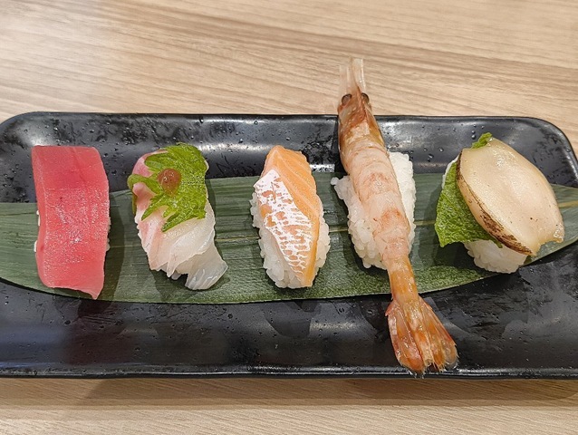 かっぱの極みごち寿司～彩り五貫～