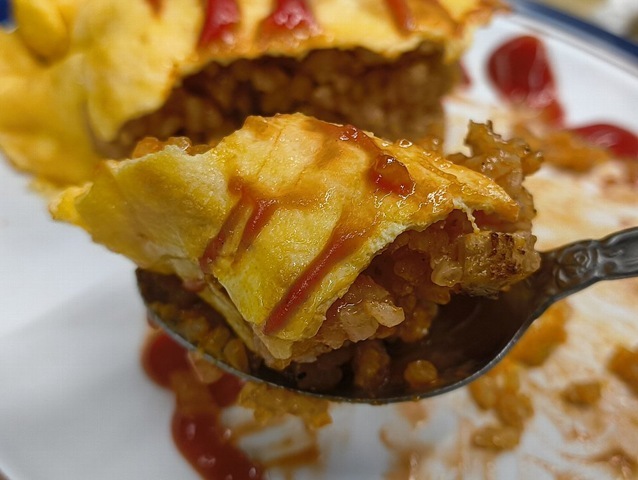 オムライスも少し貰う