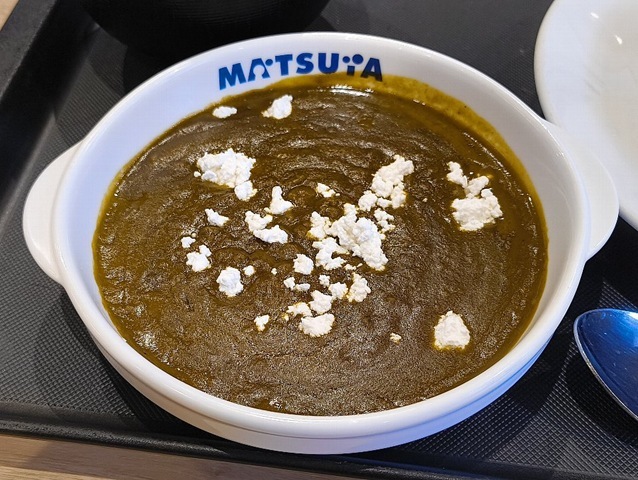 ほうれん草とカッテージチーズのカレー（パラックパニールカレー）（ライス小盛）