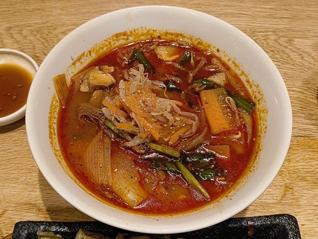 ユッケジャン辛温麺