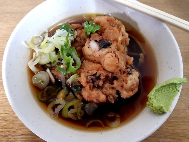 冷し太麺（半分）とジャンボゲソ天