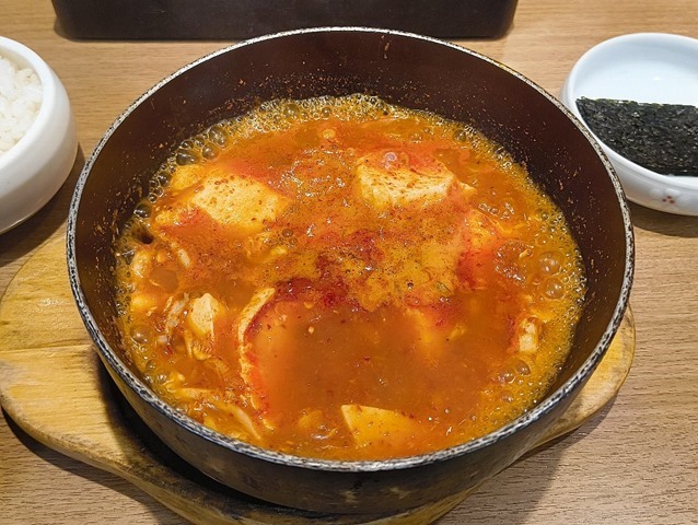 スンドゥブチゲ
