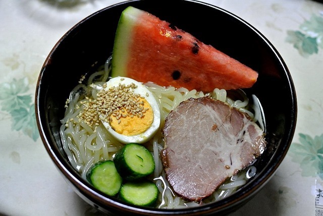 髭の冷麺